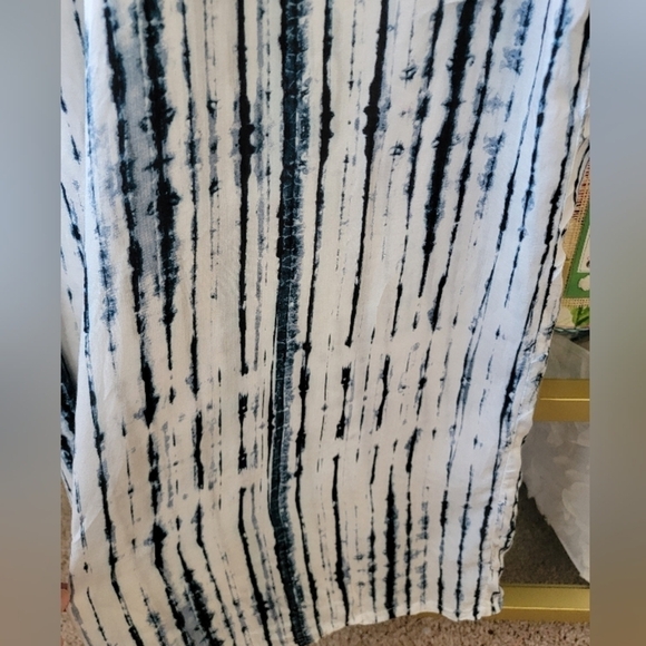 Vestique Tie Dye Matching Set Top Size Medium and Pants Size Large - Picture 7 of 8